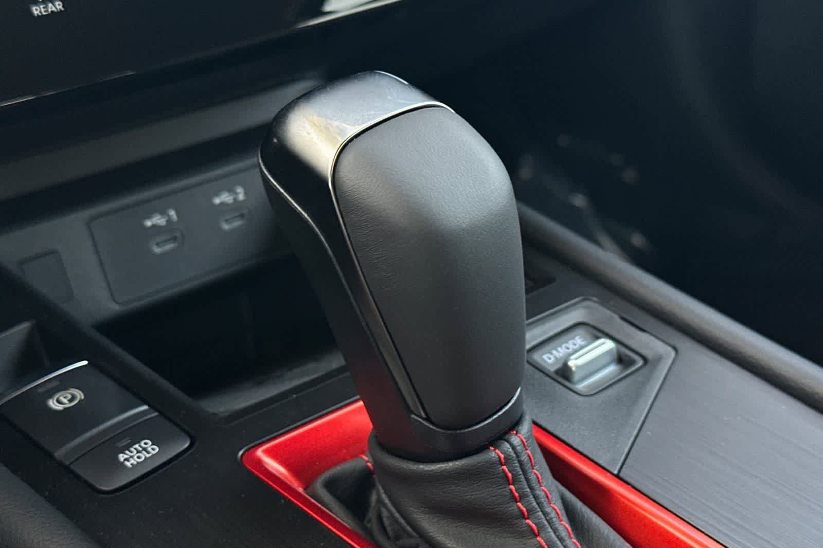 New 2026 Nissan Kicks SR FWD image 23