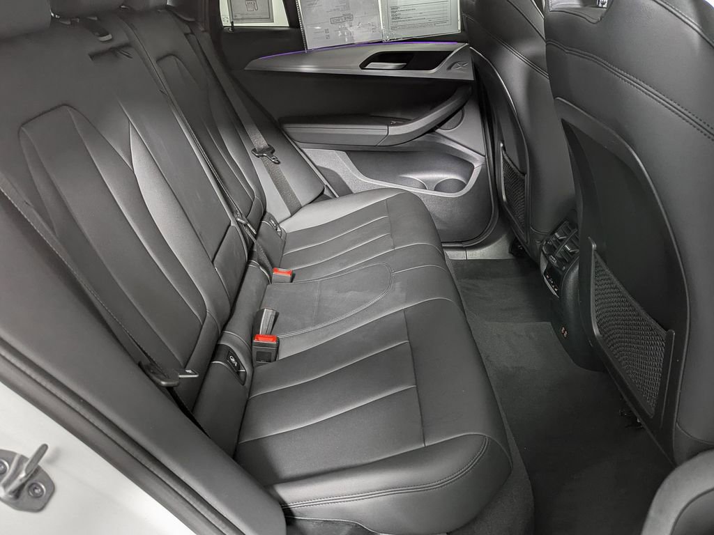 Used 2021 BMW X4 xDrive30i image 39