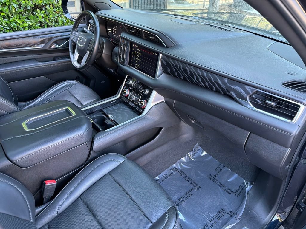 Used 2023 GMC Yukon Denali AWD/4WD image 34