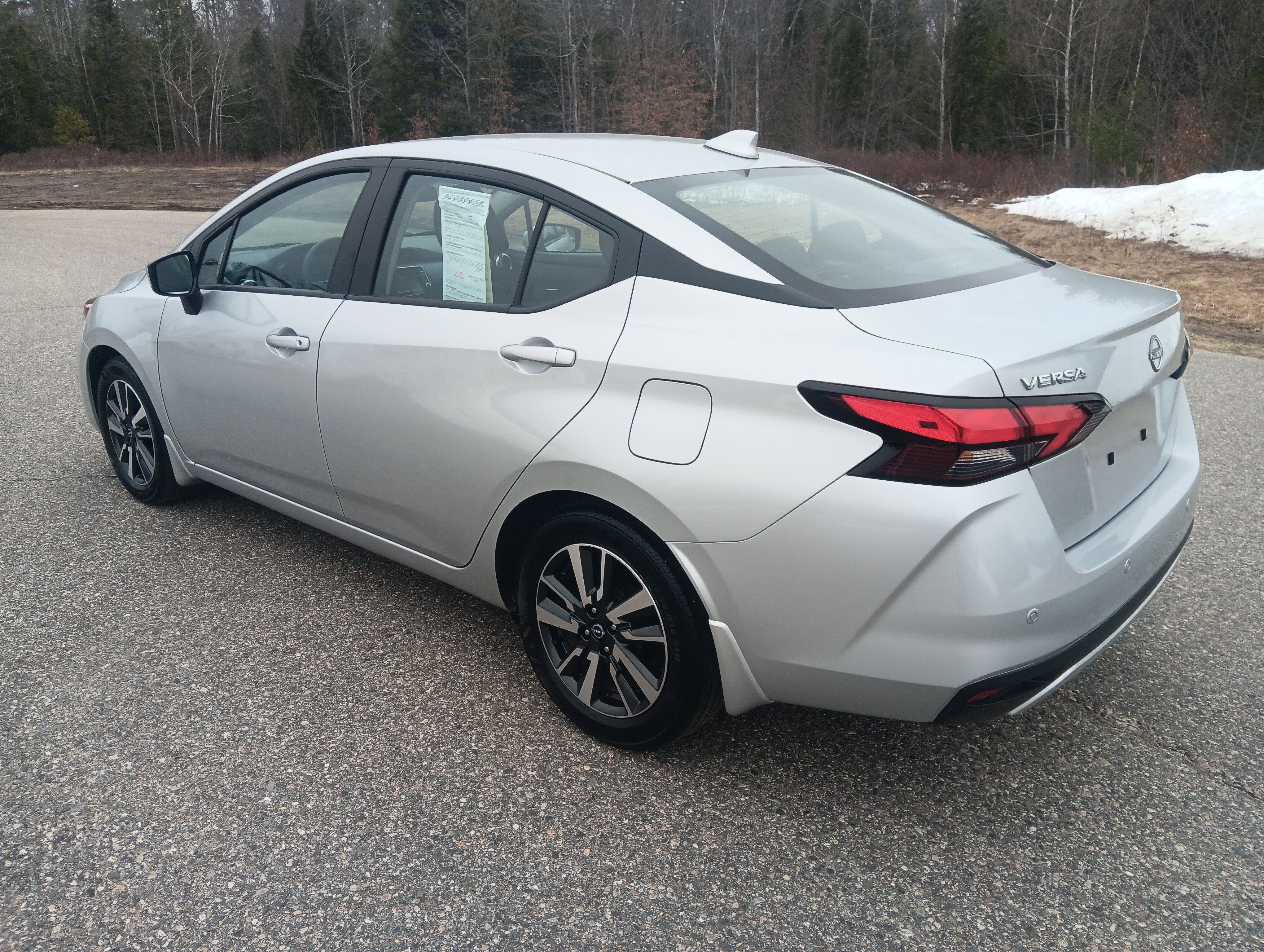 Certified 2025 Nissan Versa SV w/ Trunk Package image 7