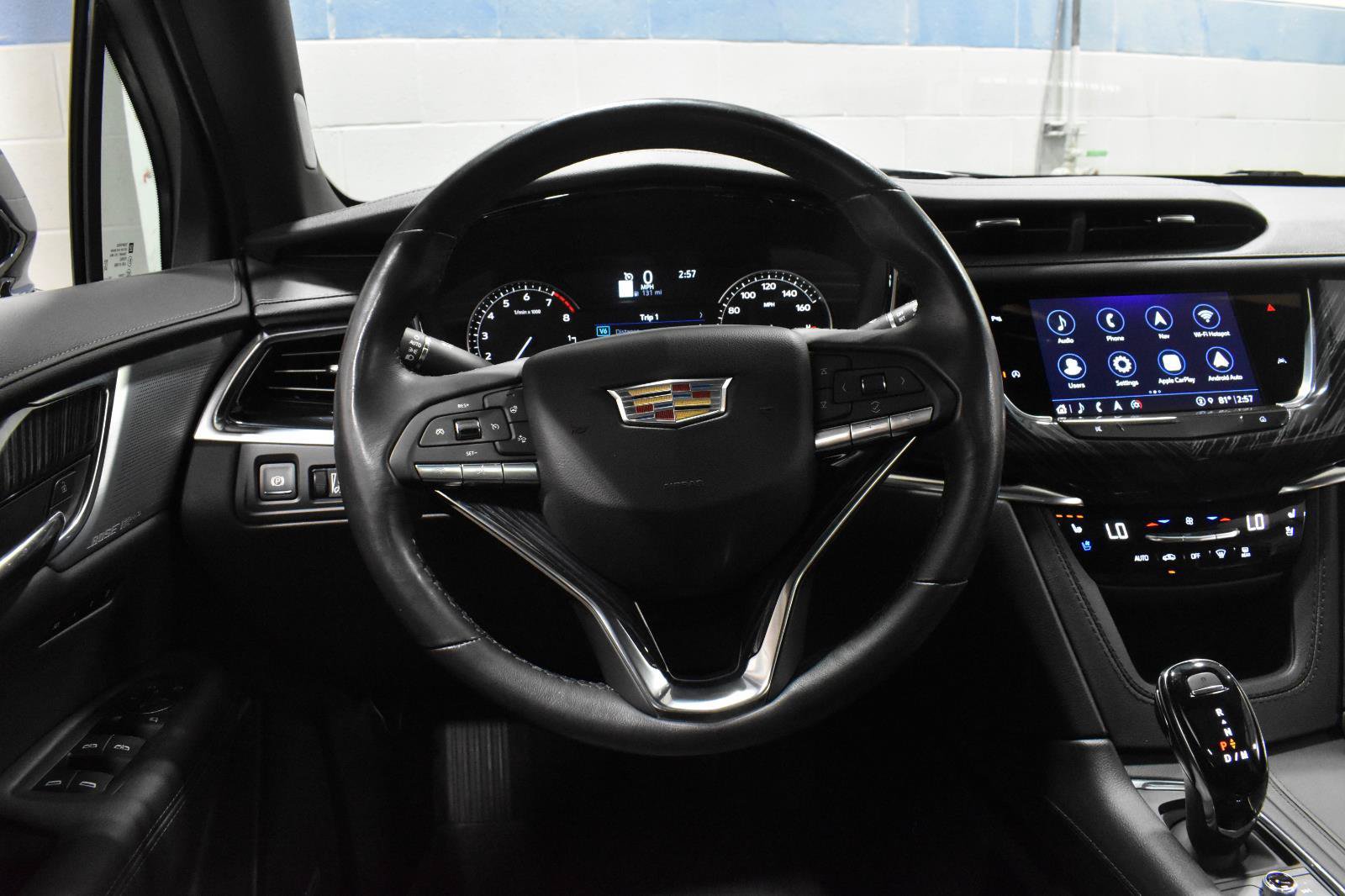 Certified 2024 Cadillac XT6 Premium Luxury FWD image 7