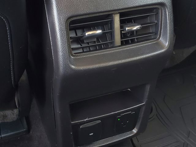 Used 2016 Ford Edge SEL w/ Equipment Group 201A AWD/4WD image 35