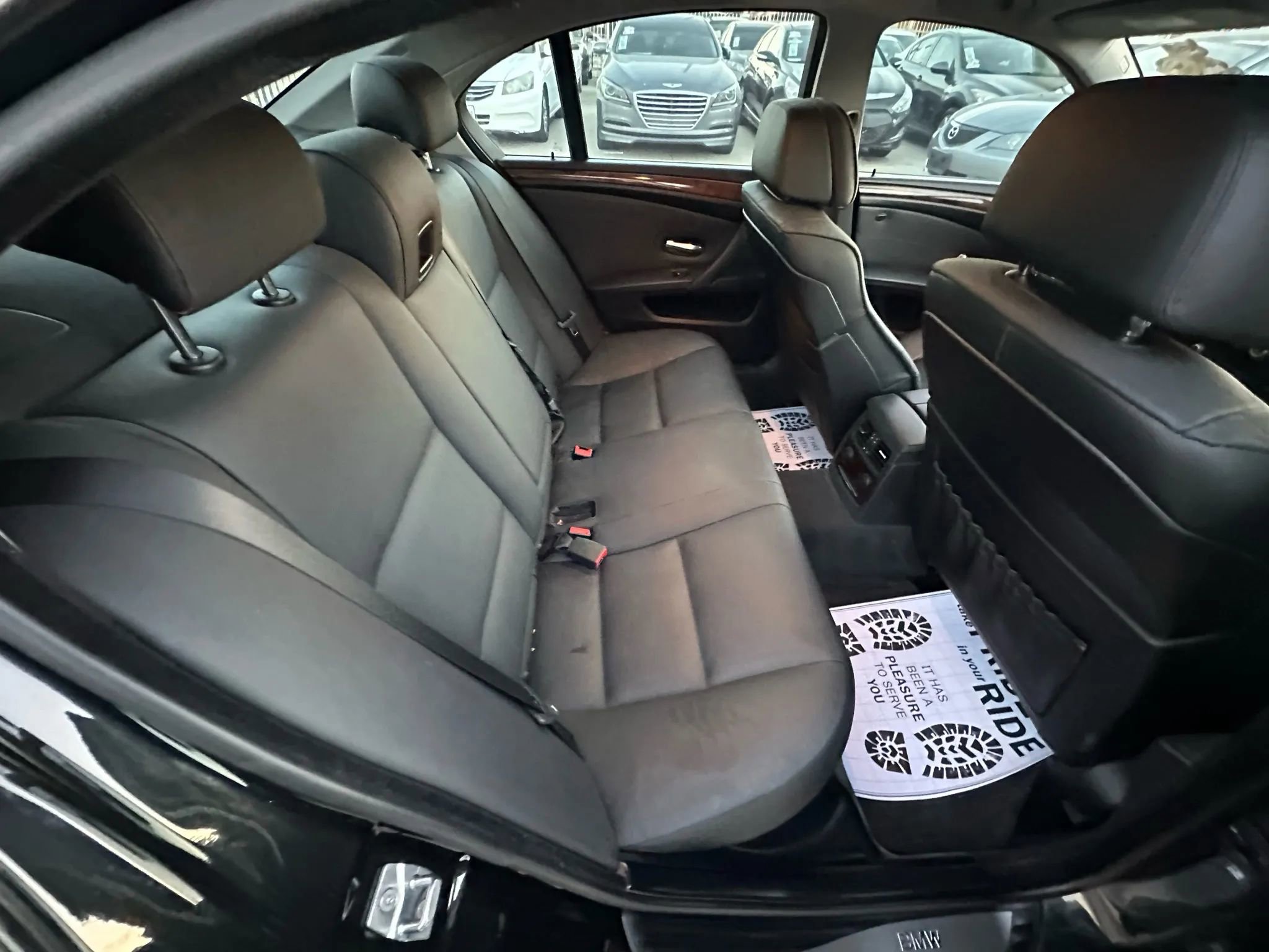 Used 2010 BMW 528i xDrive Sedan image 12