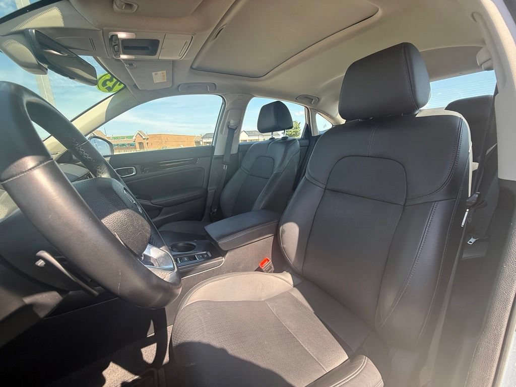 Used 2023 Honda Civic Touring image 28