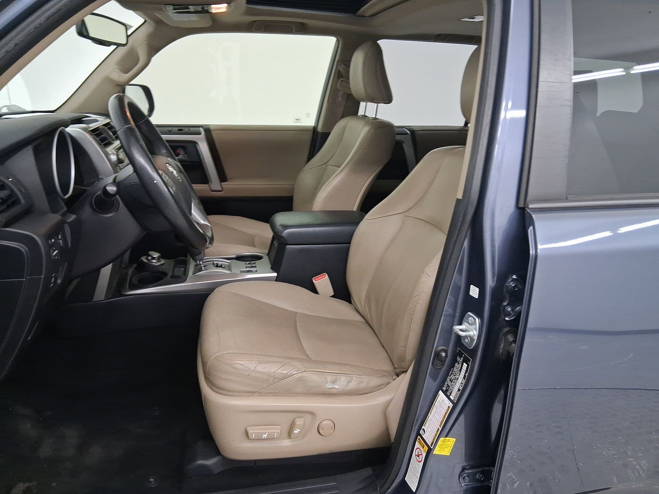 Used 2013 Toyota 4Runner Limited image 5