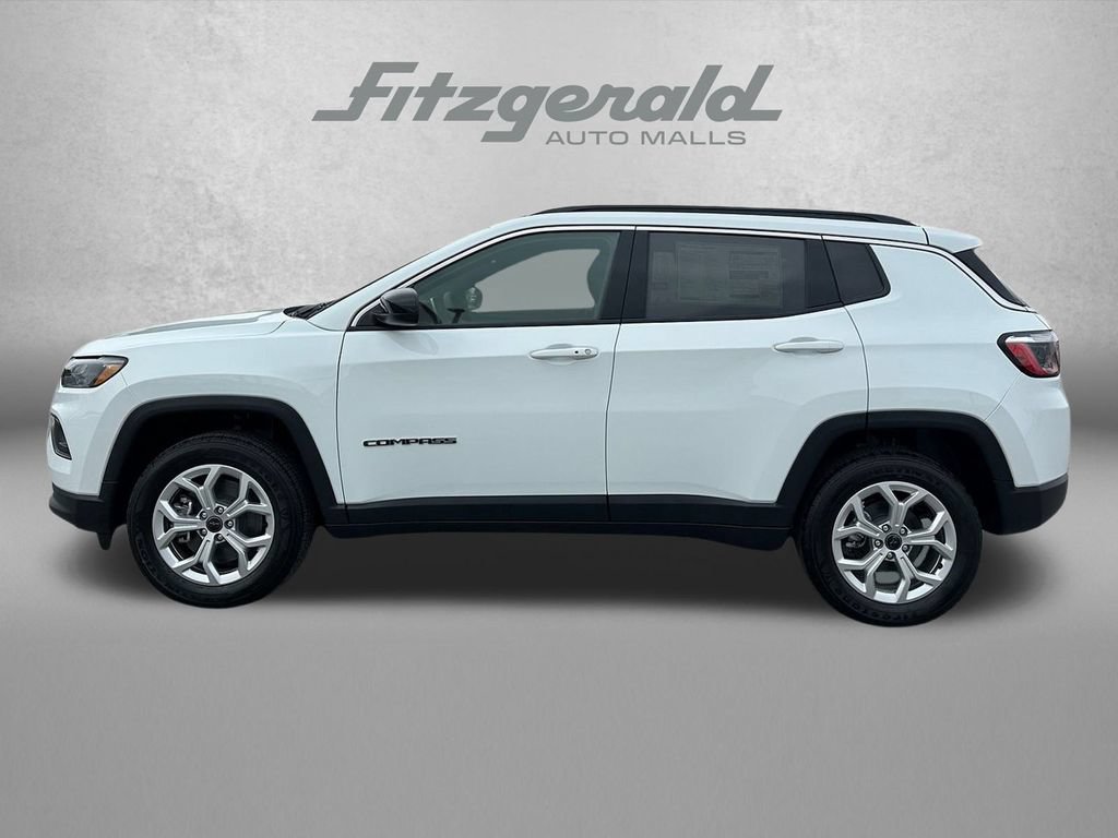 New 2026 Jeep Compass Latitude AWD/4WD image 10