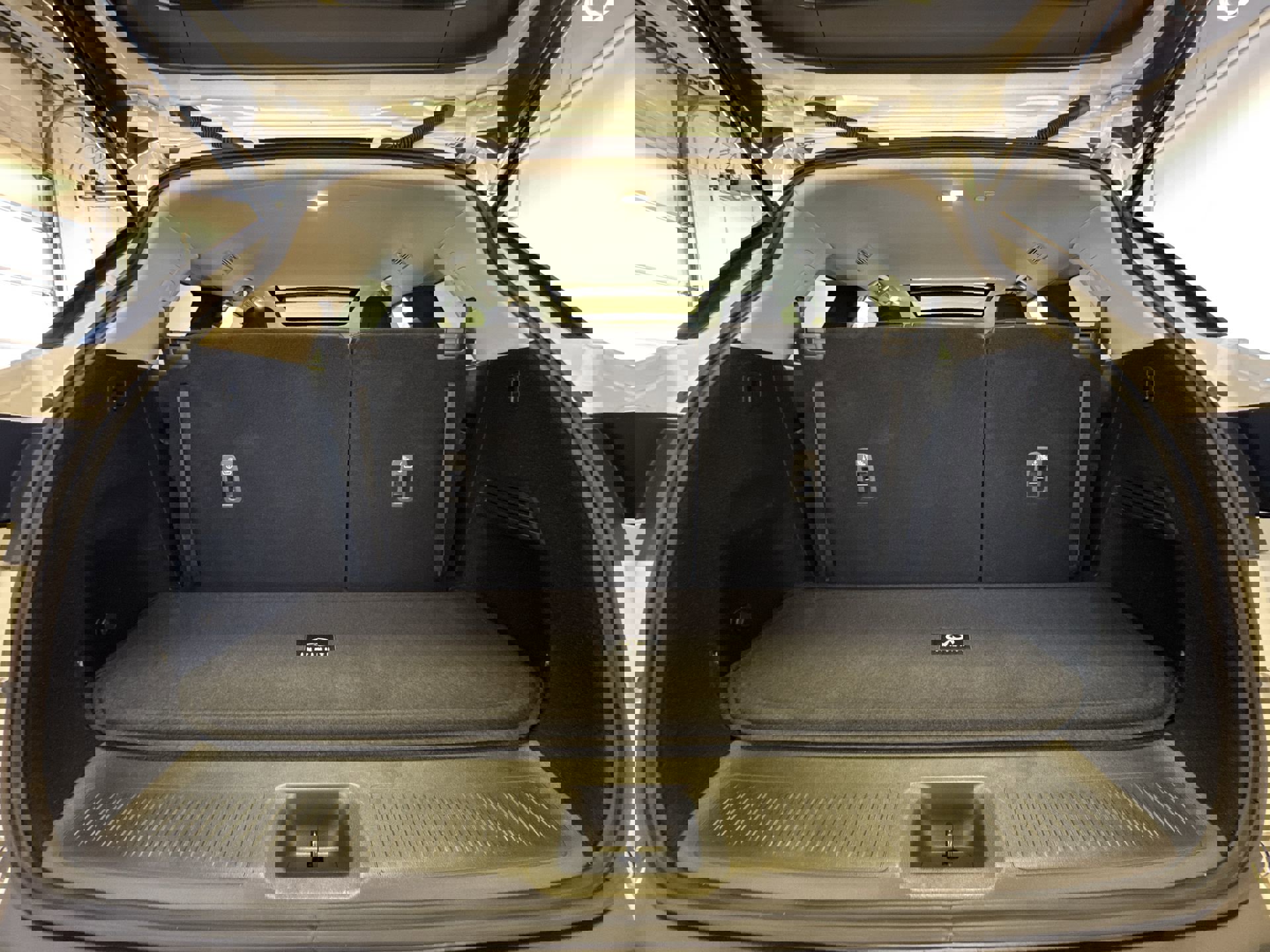 Certified 2025 INFINITI QX60 Luxe w/ Cargo Package AWD/4WD image 25