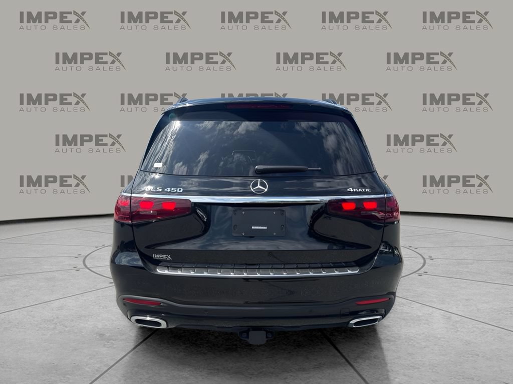 Used 2025 Mercedes-Benz GLS 450 4MATIC image 4