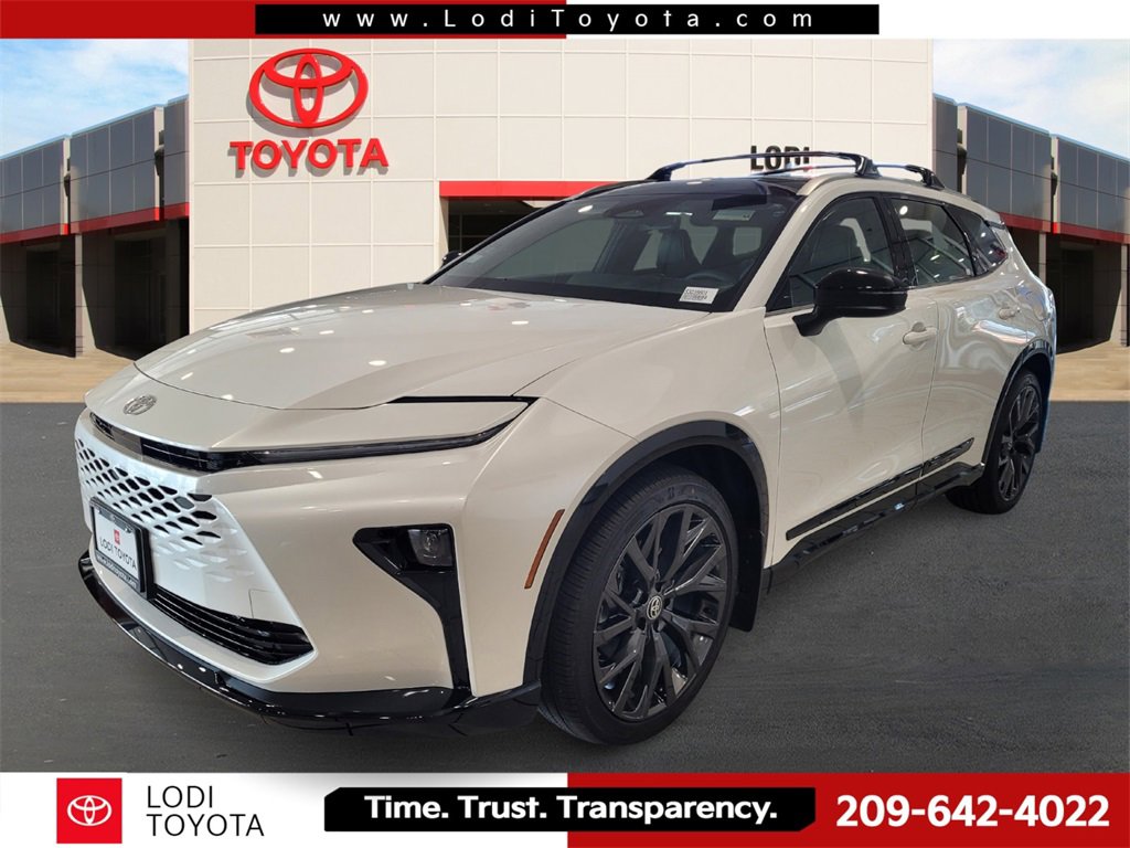 New 2025 Toyota Crown Signia image 1