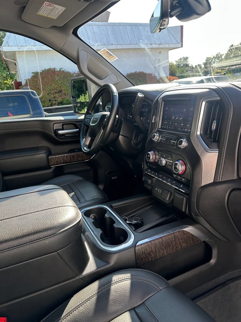 Used 2023 GMC Sierra 2500 Denali w/ Denali Ultimate Package AWD/4WD image 44