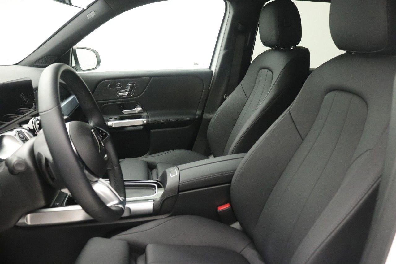 Certified 2026 Mercedes-Benz GLB 250 image 32