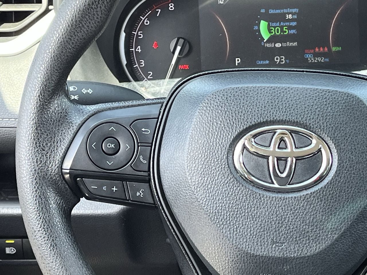 Used 2024 Toyota RAV4 XLE FWD image 12
