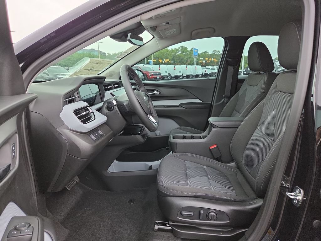 New 2027 Chevrolet Bolt LT w/ Comfort Package FWD image 10