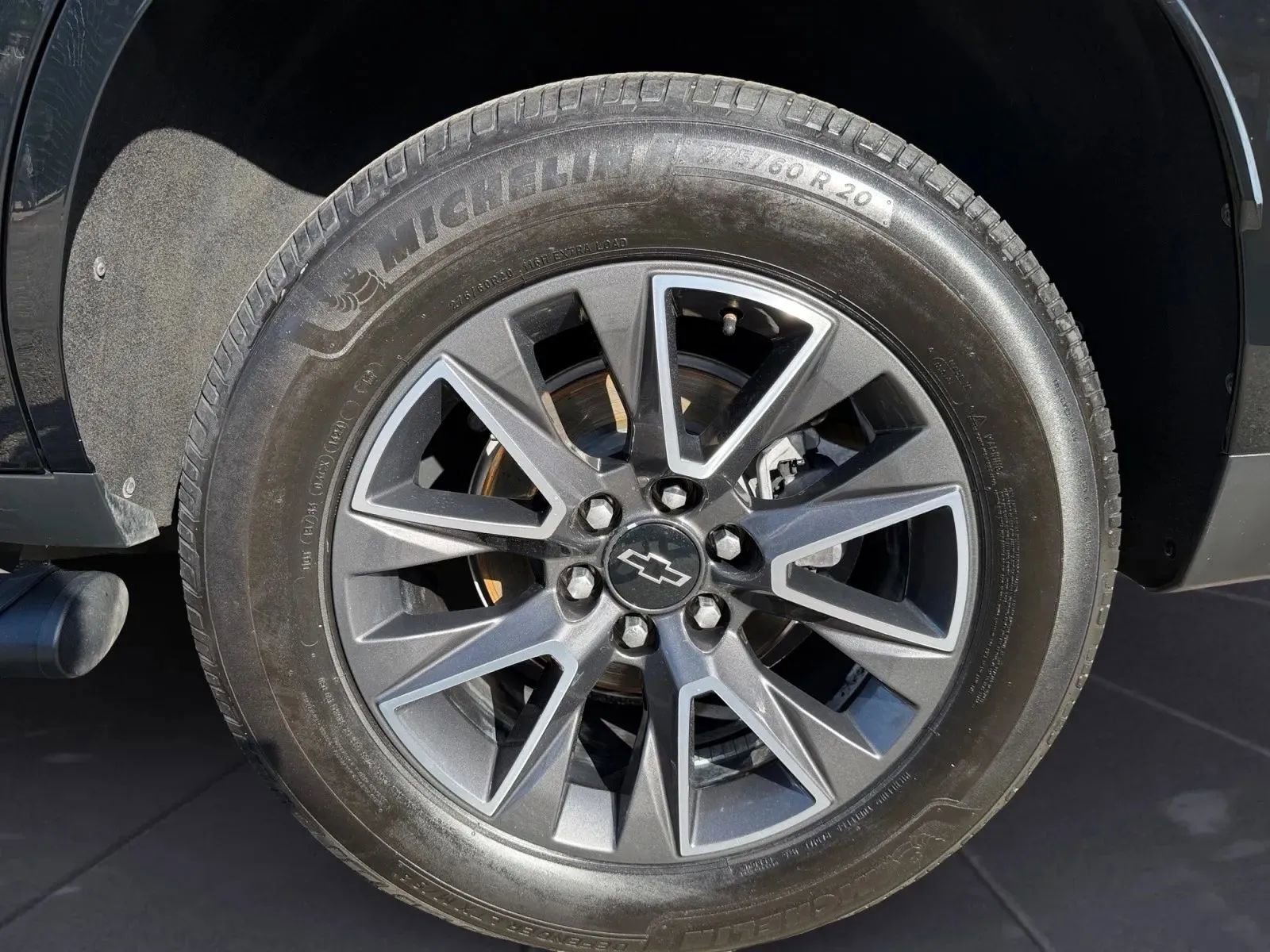 Used 2021 Chevrolet Tahoe Z71 image 36