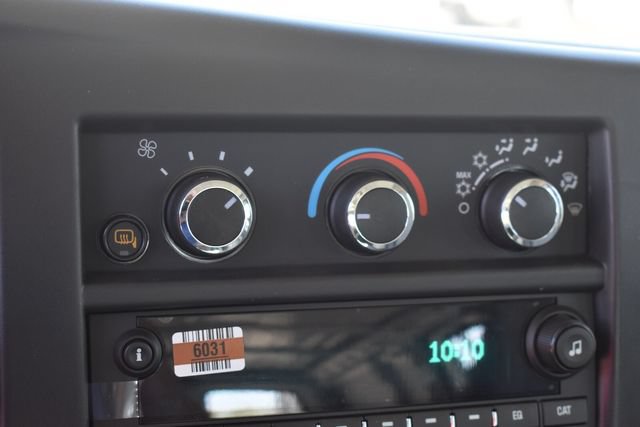 New 2025 Chevrolet Express 3500 w/ Driver Convenience Package RWD image 24