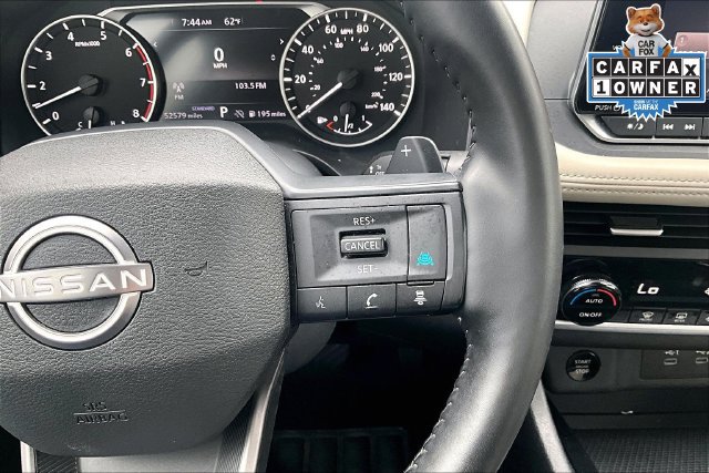 Used 2025 Nissan Rogue SV FWD image 19