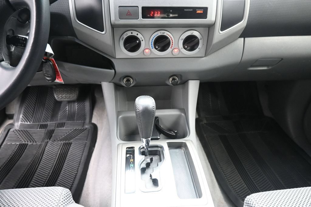 Used 2006 Toyota Tacoma PreRunner RWD image 13