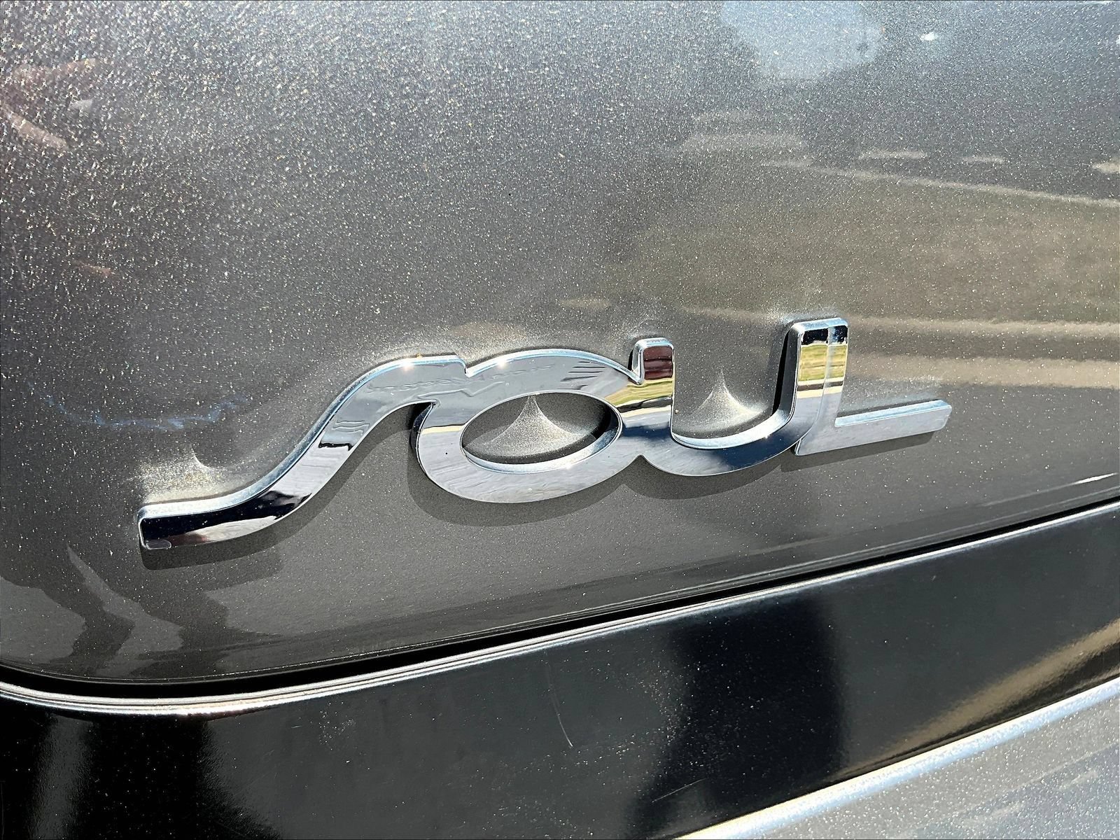 Used 2018 Kia Soul + FWD image 26