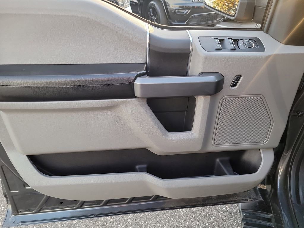 Used 2019 Ford F150 XLT image 12