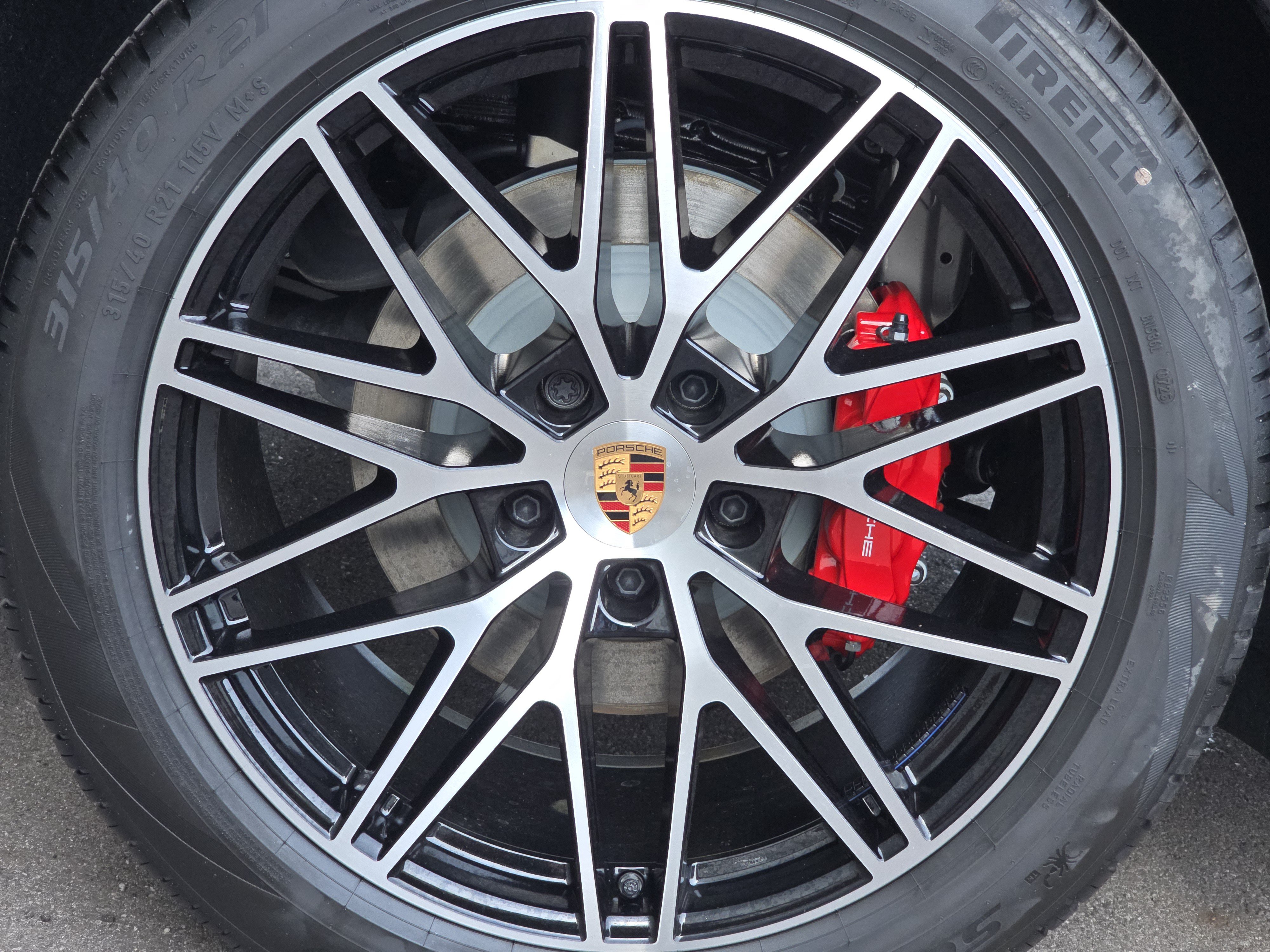 New 2026 Porsche Cayenne S AWD/4WD image 18