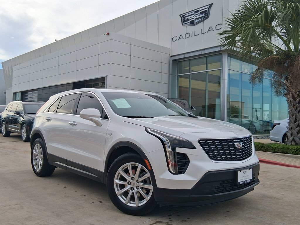 Used 2023 Cadillac XT4 Luxury FWD image 1