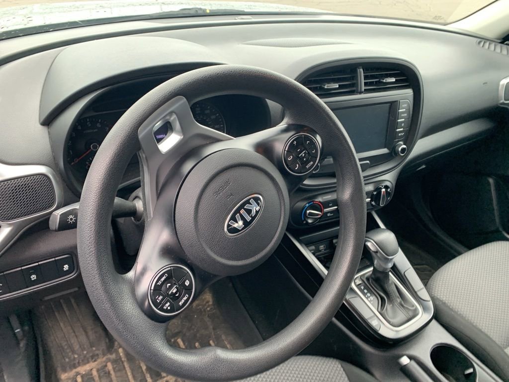 Used 2020 Kia Soul LX image 9
