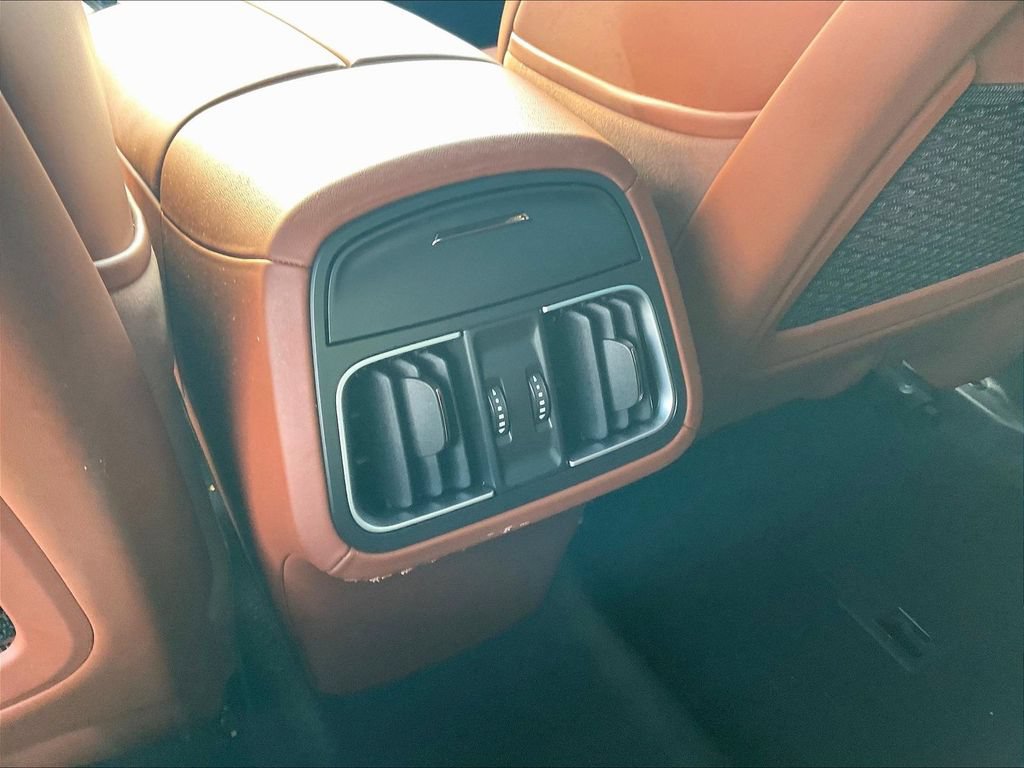Used 2023 Maserati Levante GT AWD/4WD image 10