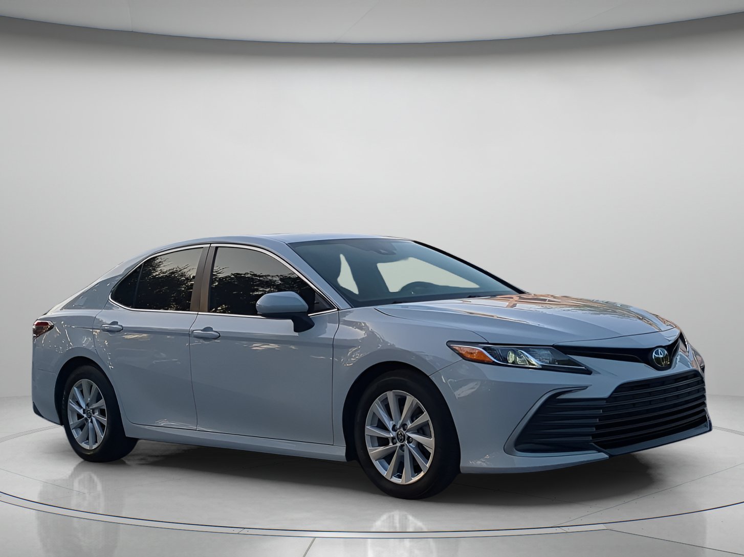 Used 2023 Toyota Camry LE FWD image 38