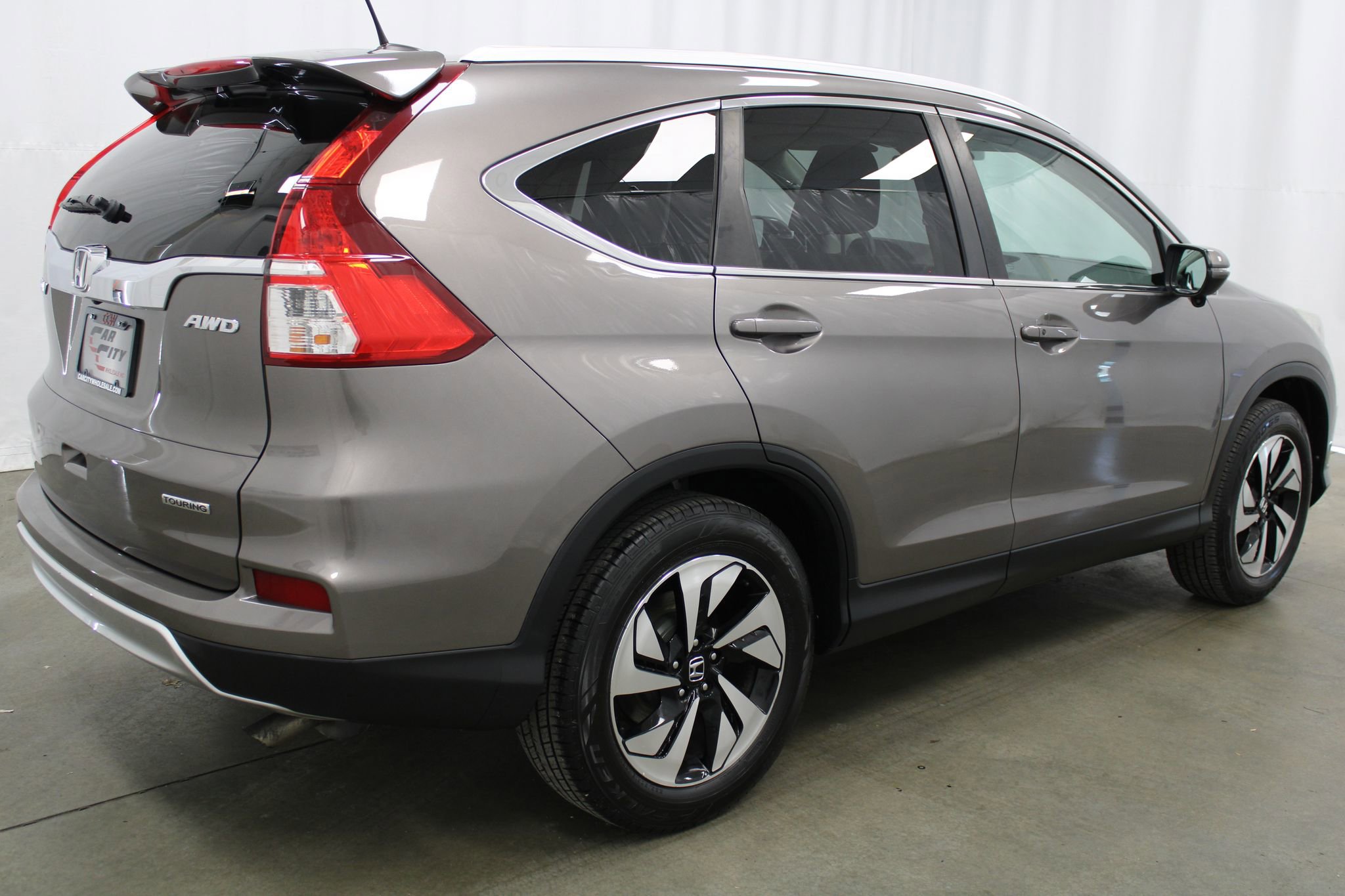 Used 2015 Honda CR-V Touring image 4