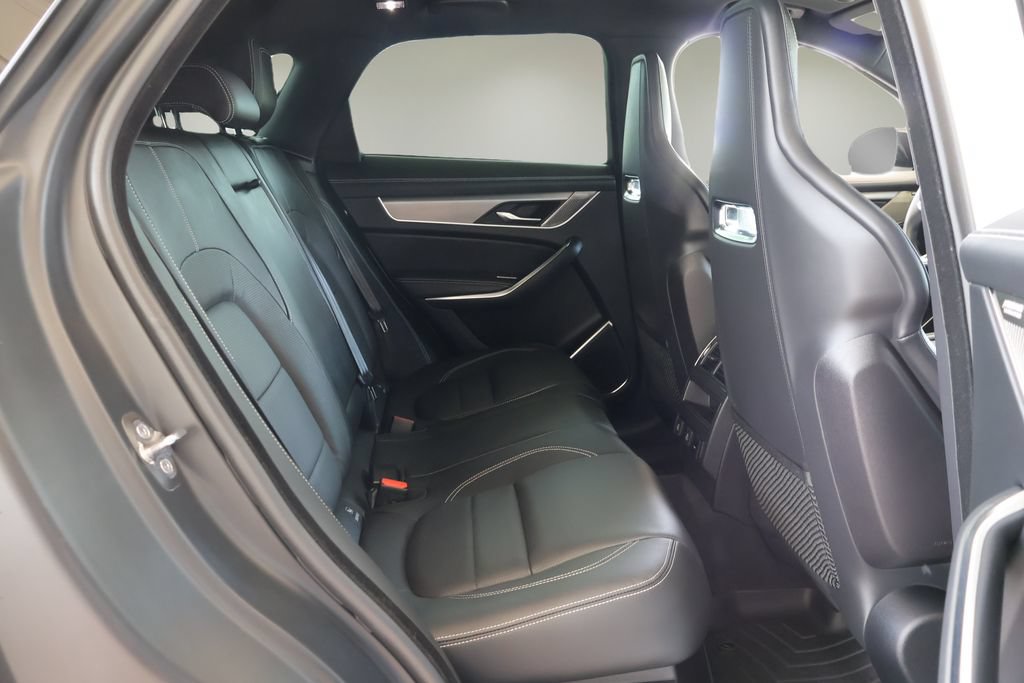 Used 2024 Jaguar F-PACE R-Dynamic S AWD/4WD image 16