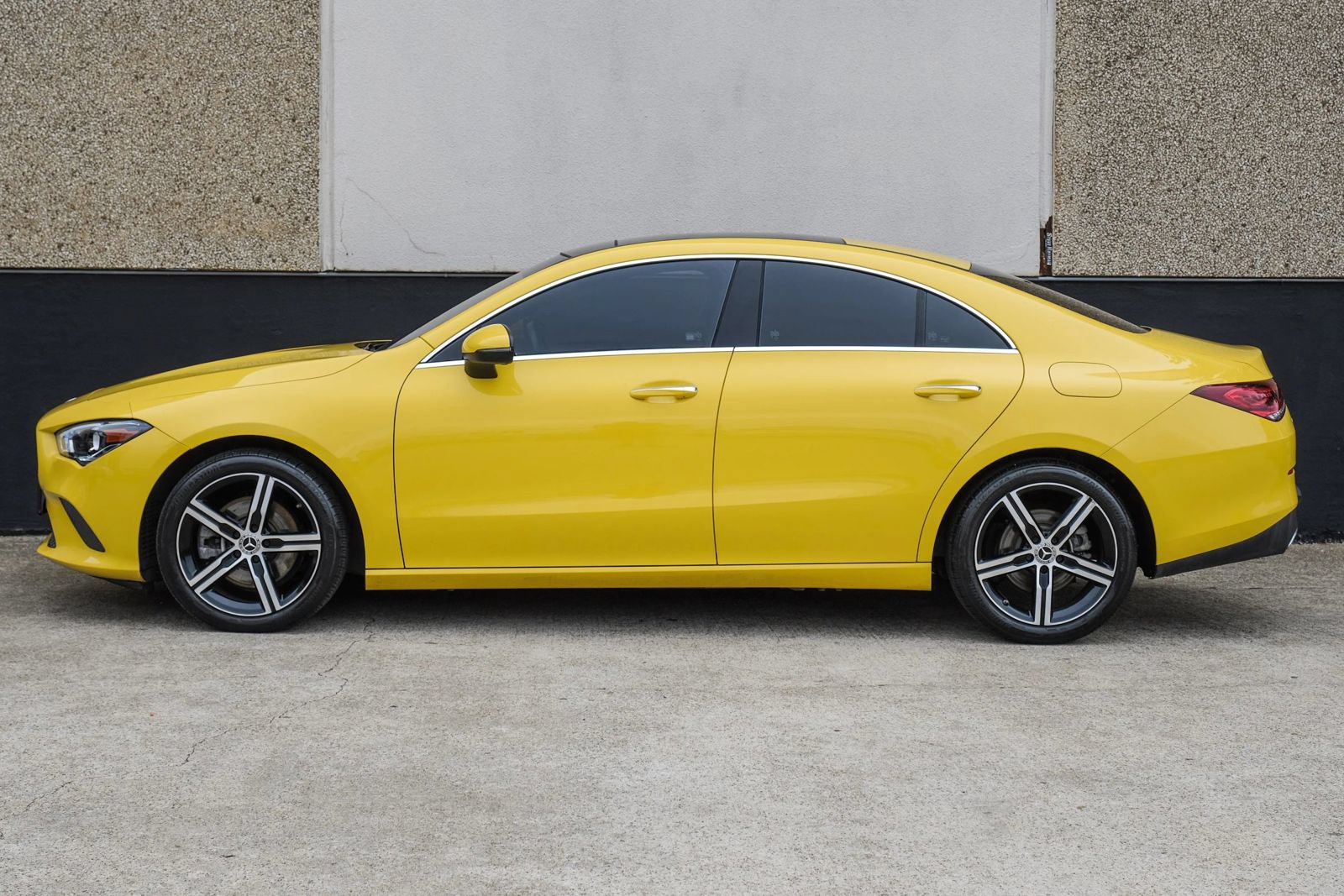 Used 2022 Mercedes-Benz CLA 250 image 14