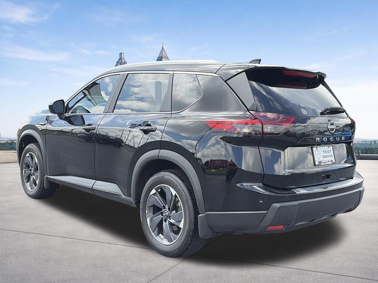Certified 2025 Nissan Rogue SV w/ SV Premium Package FWD image 3