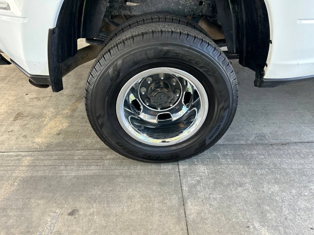 Used 2024 RAM 3500 Big Horn AWD/4WD image 23