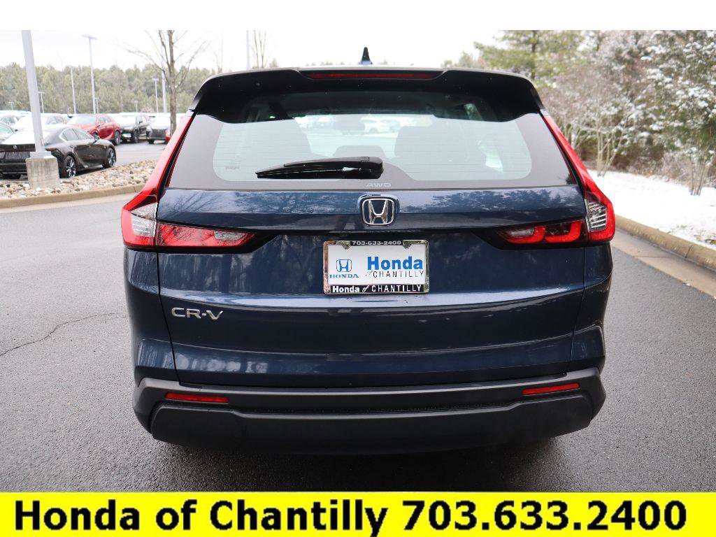 Used 2023 Honda CR-V LX image 6