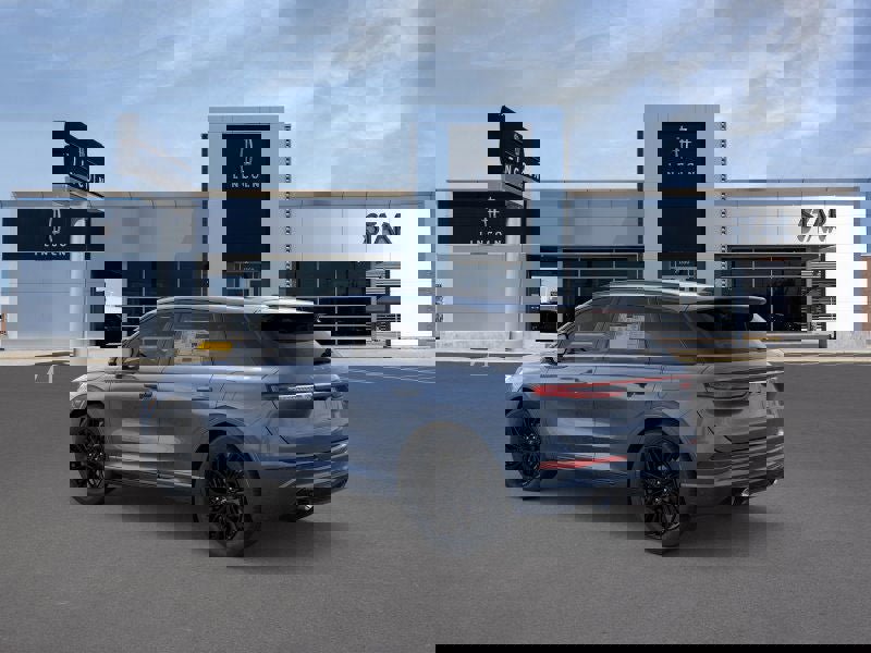 New 2026 Lincoln Corsair Premiere image 4