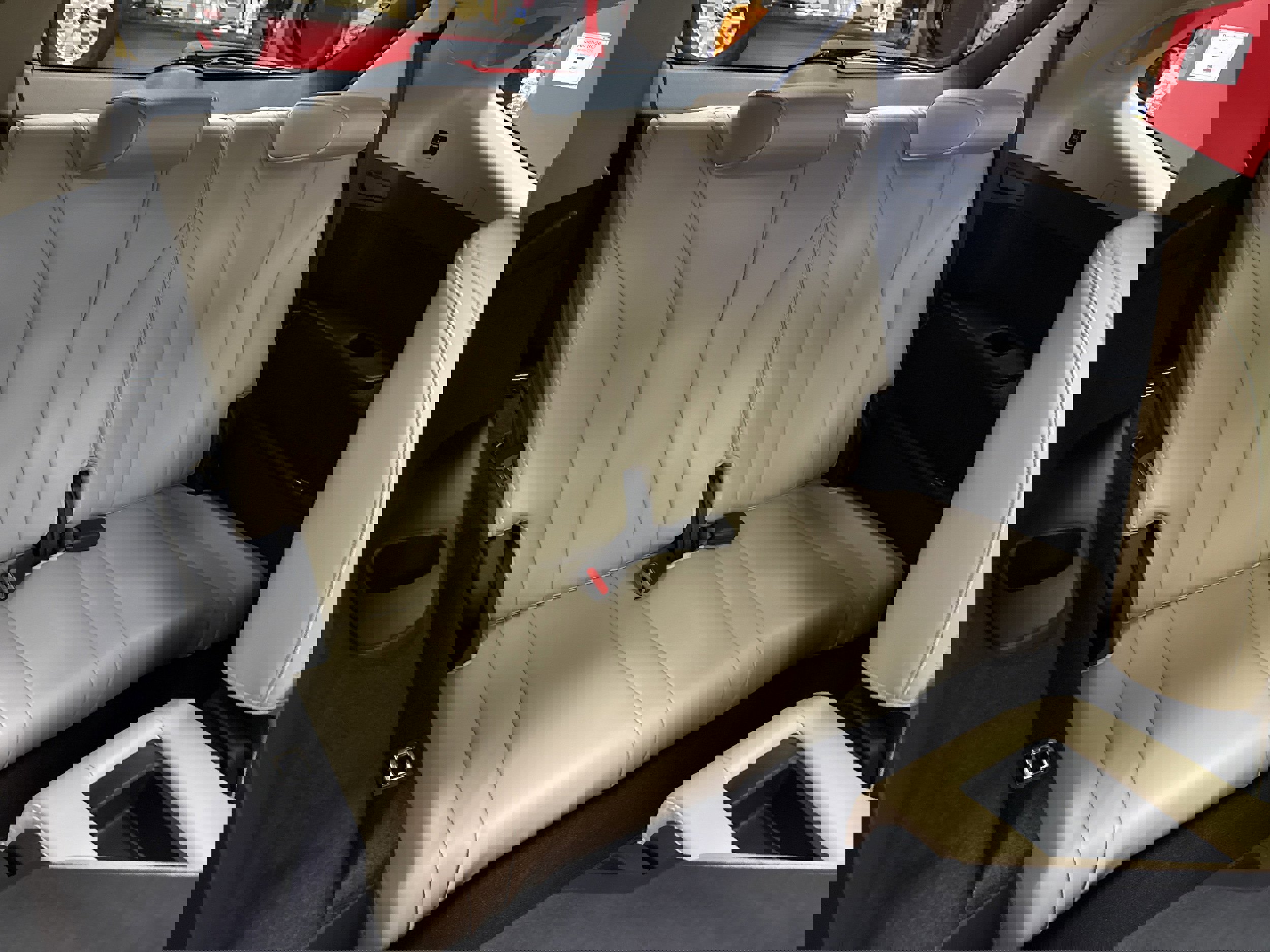 Used 2023 Acura MDX SH-AWD w/ Advance Package image 35