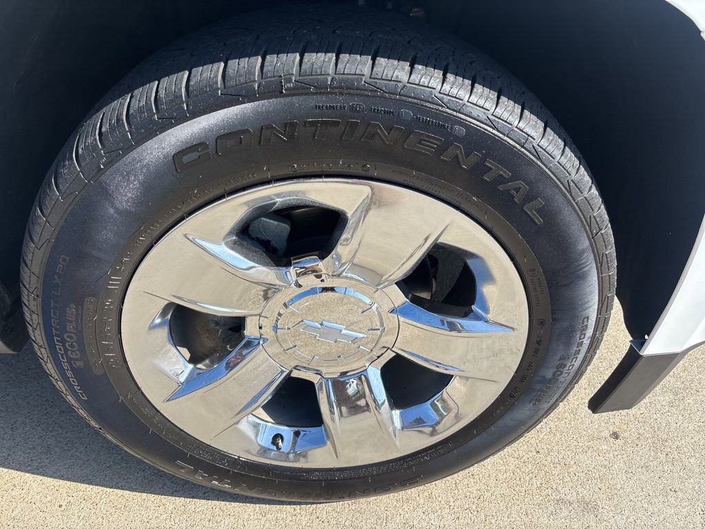 Used 2018 Chevrolet Suburban Premier image 5