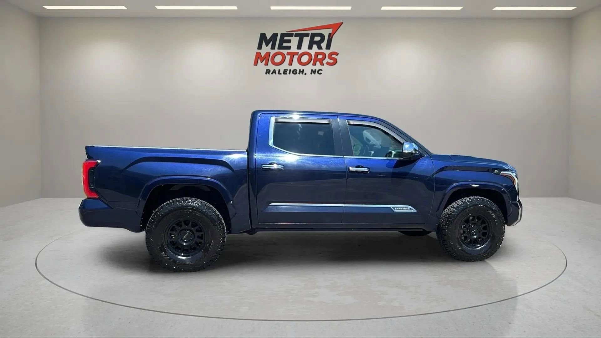 Used 2022 Toyota Tundra Capstone image 3