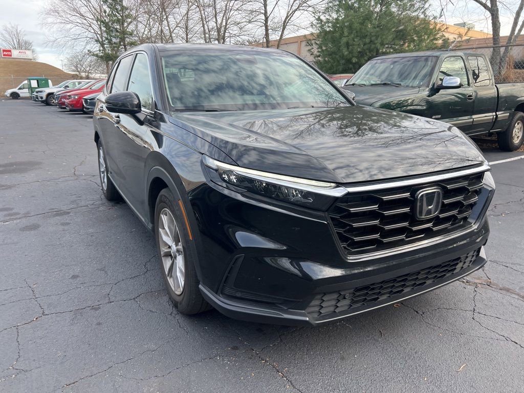 Used 2025 Honda CR-V EX-L image 3