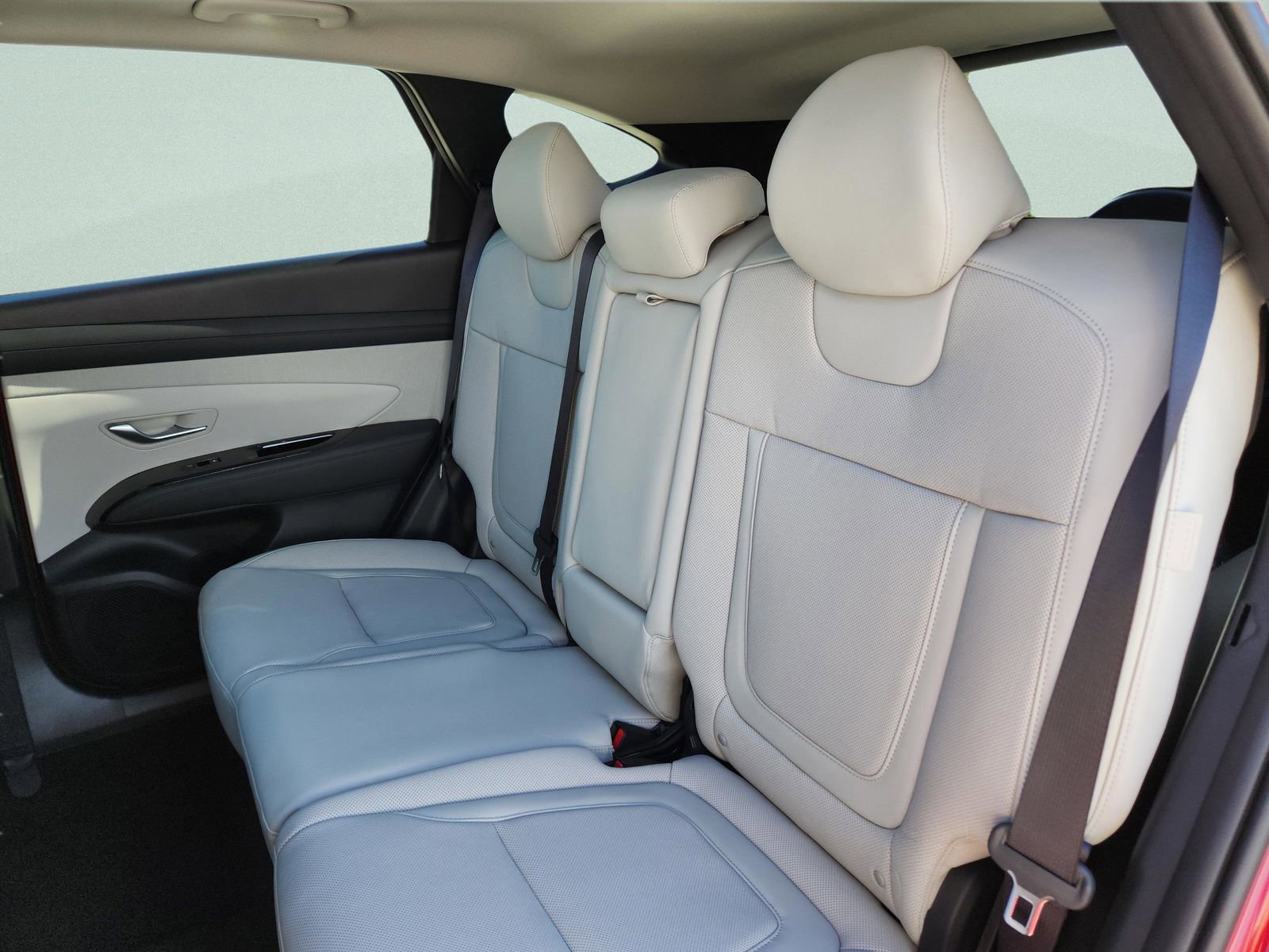 New 2026 Hyundai Tucson Limited image 16