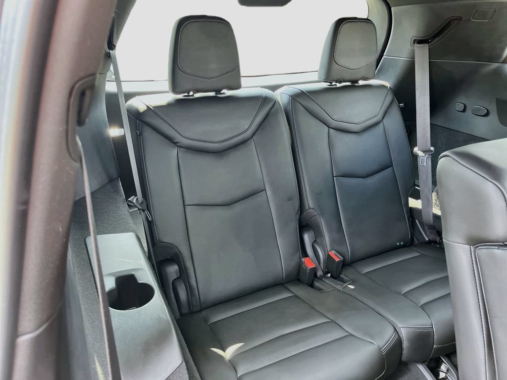 Used 2023 Cadillac XT6 Sport w/ Technology Package AWD/4WD image 29