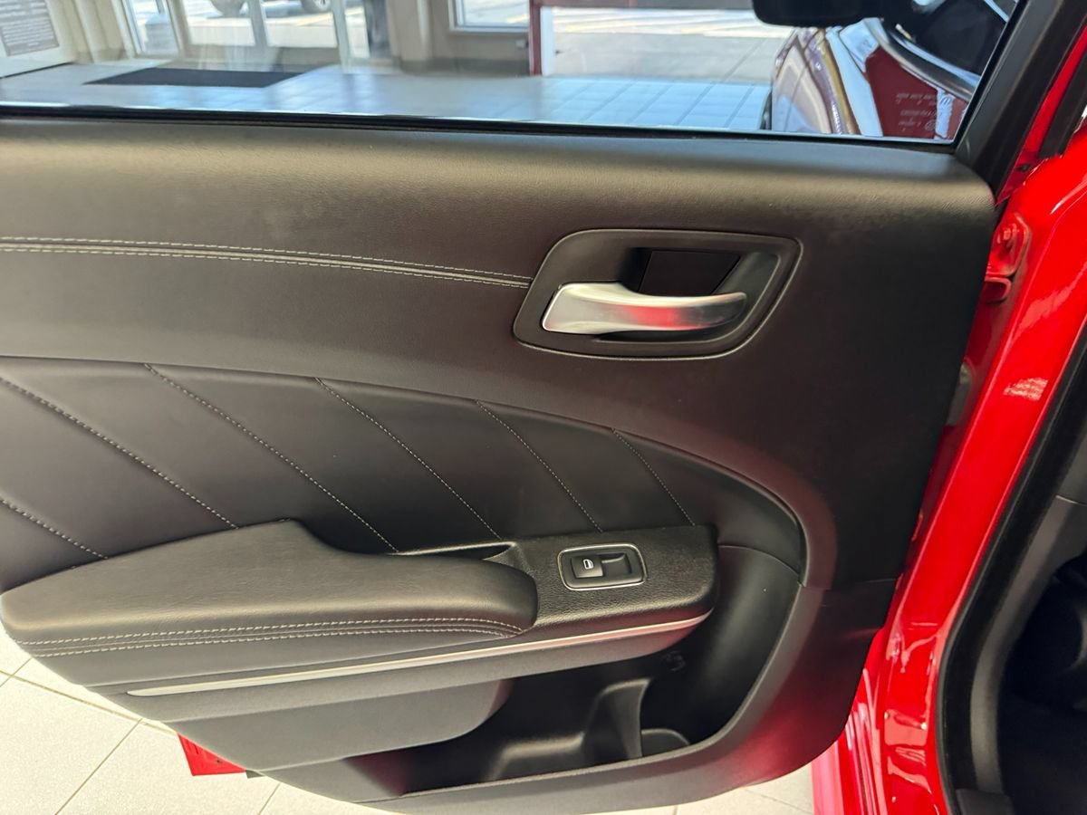 Used 2019 Dodge Charger Scat Pack w/ Dynamics Package RWD image 44