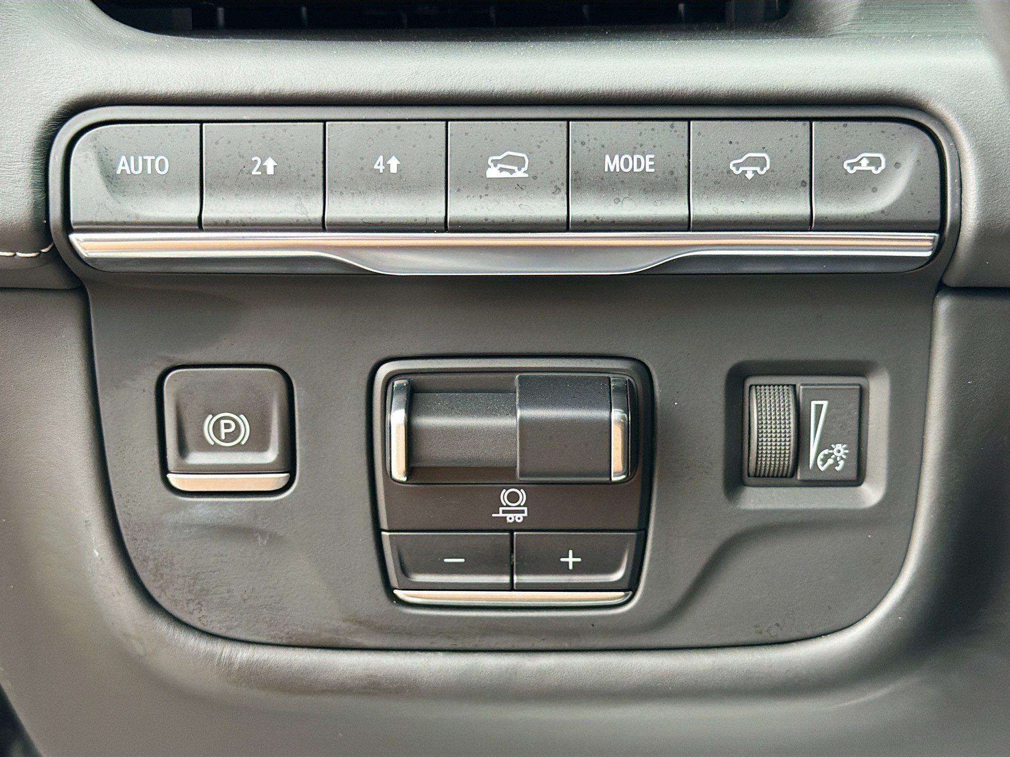 Used 2023 Cadillac Escalade ESV Sport Platinum w/ LPO, ONYX Package AWD/4WD image 35