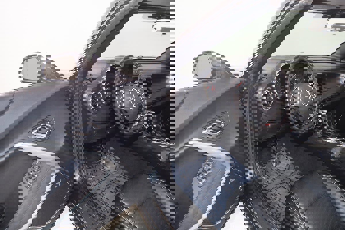 Used 2017 Chevrolet Camaro SS image 60