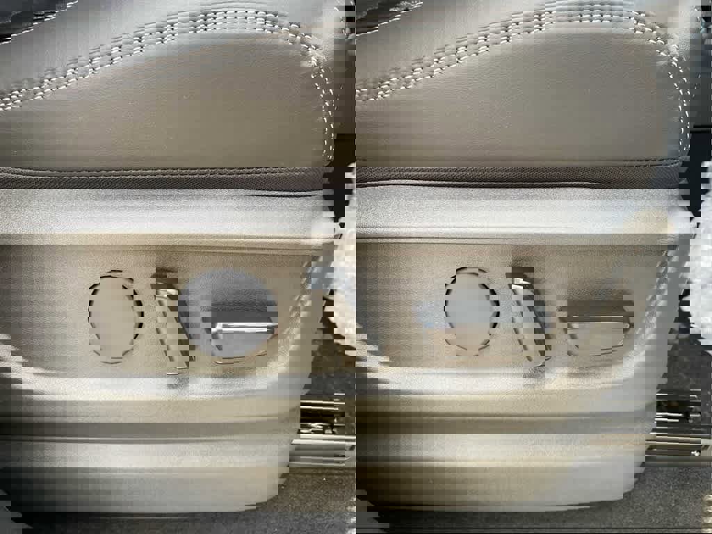 New 2025 Nissan Armada PRO-4X w/ Pro-4X Premium Package image 29