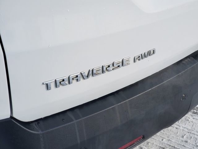 Used 2020 Chevrolet Traverse LT w/ LPO, Floor Liner Package image 31
