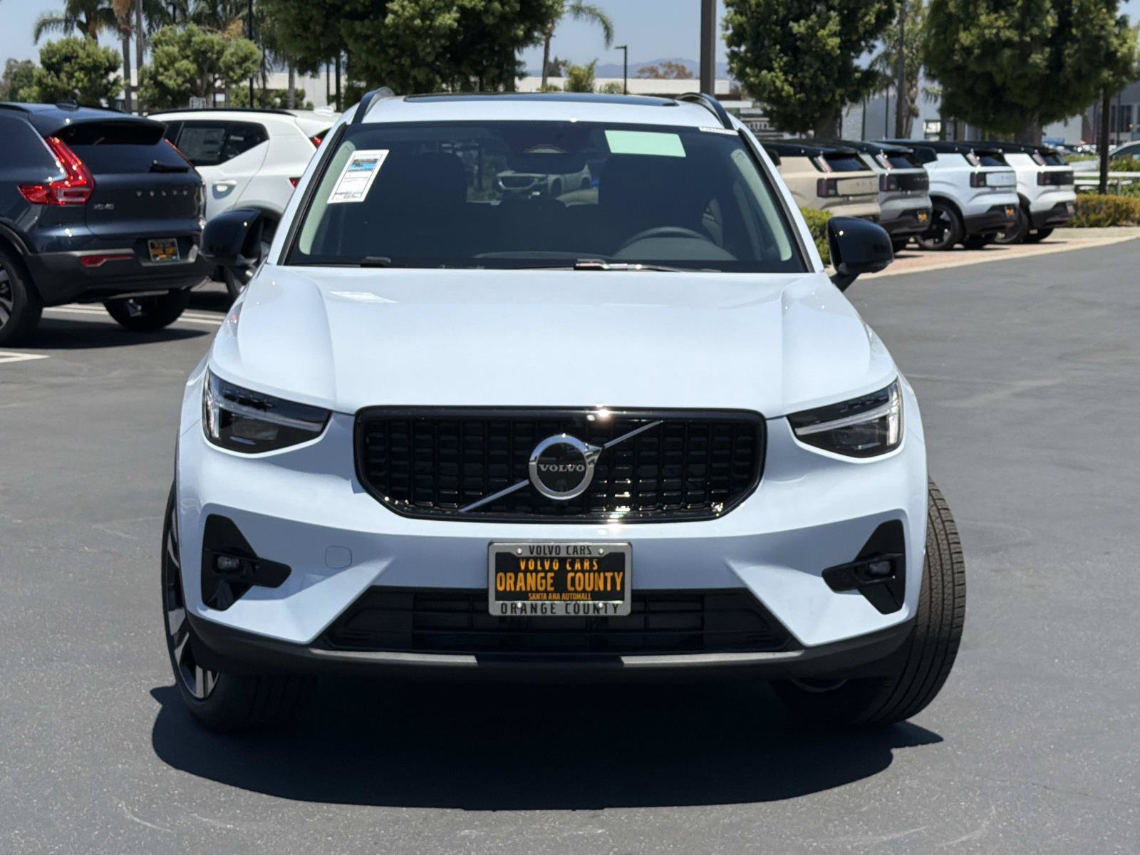 New 2026 Volvo XC40 B5 Plus w/ Protection Package Premier AWD/4WD image 2