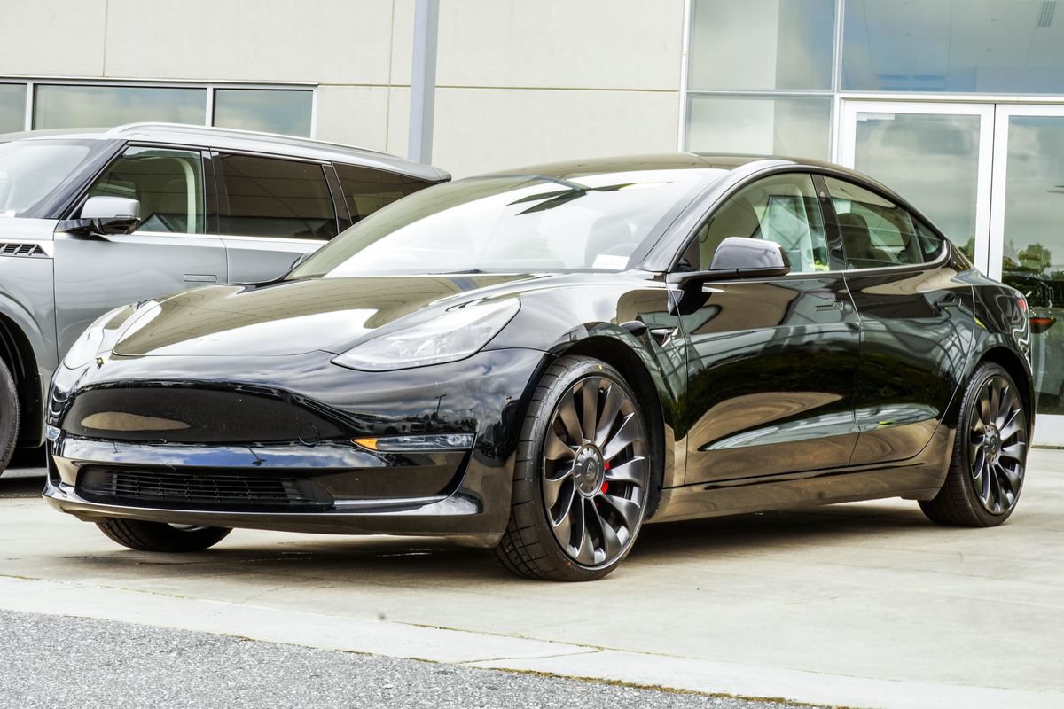 Used 2023 Tesla Model 3 Performance AWD/4WD image 8