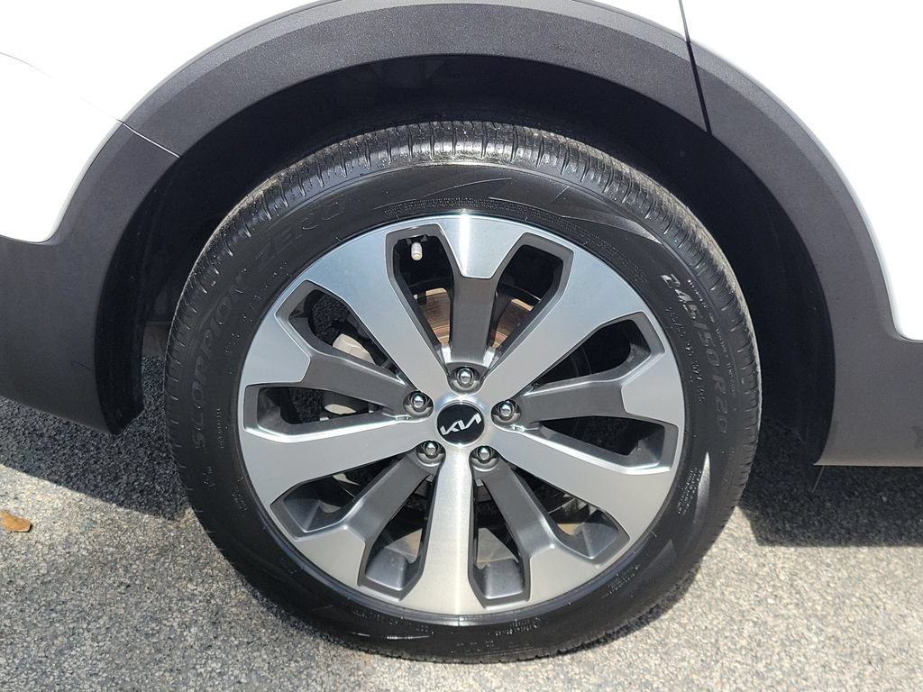 Certified 2022 Kia Telluride EX w/ EX Premium Package FWD image 5