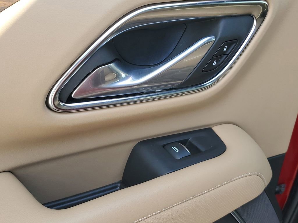 Used 2024 Chevrolet Suburban Premier image 49